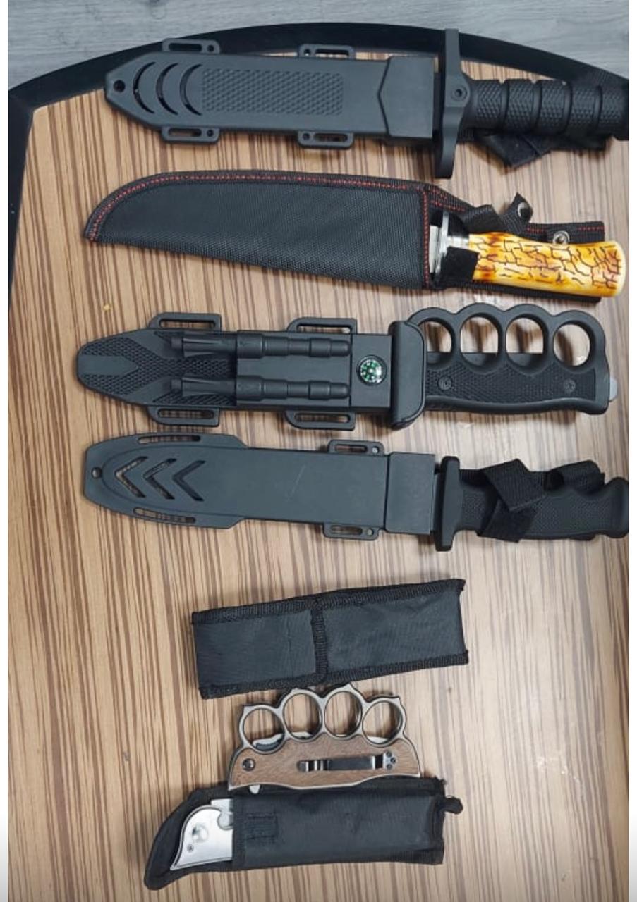 ضبط اسلحة بيضاء