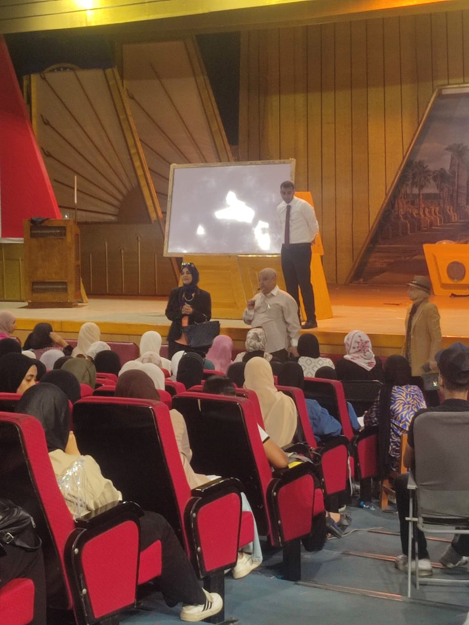 محاضرات مجانية لطلاب الثانوية العامة بالأقصر