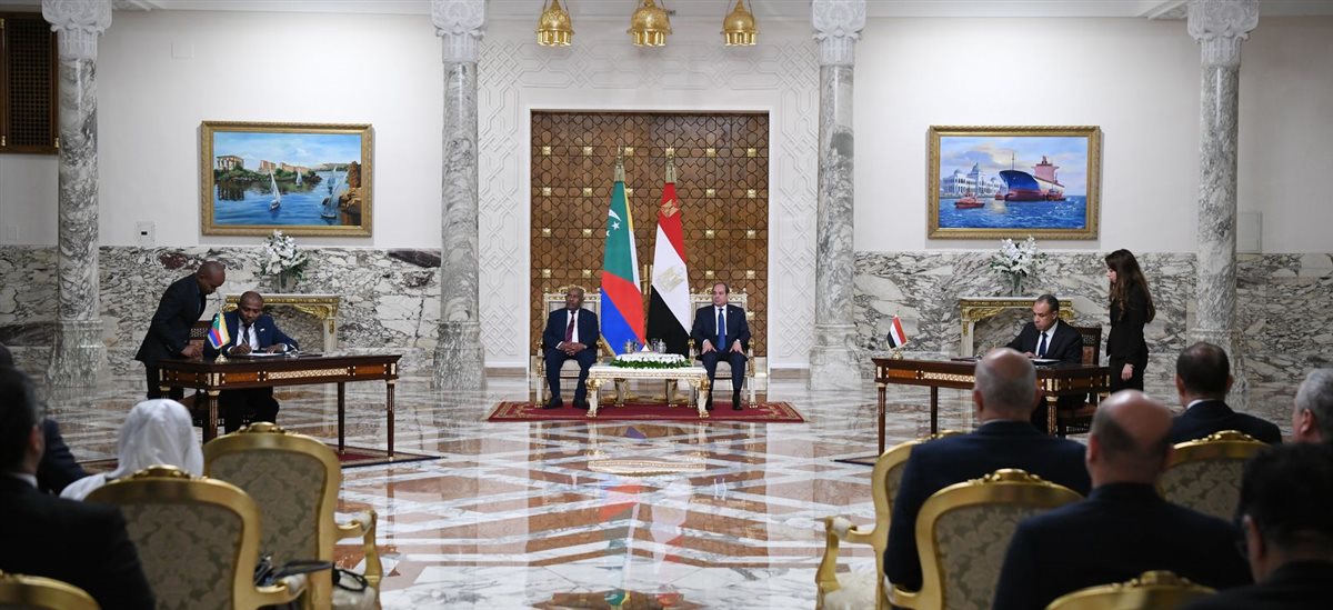 الرئيس السيسي يستقبل رئيس القُمر المتحدة