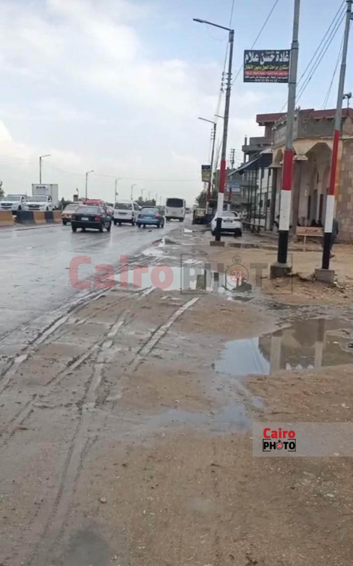 محافظ الدقهلية يتابع جهود رفع تجمعات مياه الأمطار