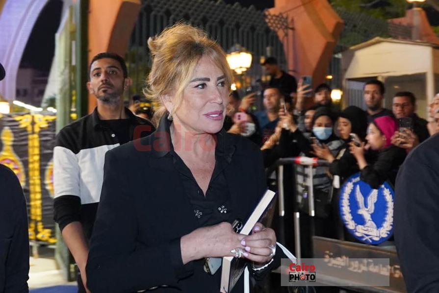 مشاهير الفن والإعلام في عزاء الدكتور وليد مصطفى رئيس مجلس أمناء القاهرة 24 بمسجد الشرطة بالشيخ زايد