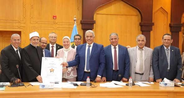 تتويج مستشفيات جامعة الأزهر بنجمة المستشفيات الجامعية من الطبقة الأولى <br alt=