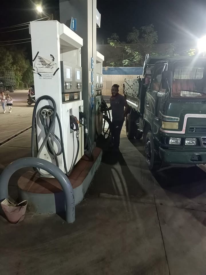 حملات مكثفة على محطات الوقود بالأقصر