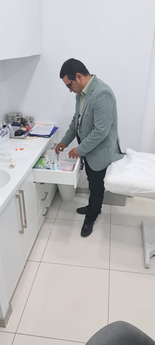 غلق عيادتي «zo skin» للجلدية والعلاج بالليزر و«diet direction» بالجيزة للعمل بدون ترخيص