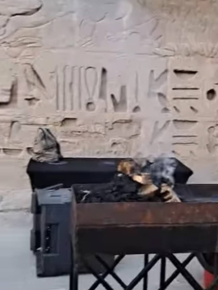 الصور المتداولة لشوي الطعام