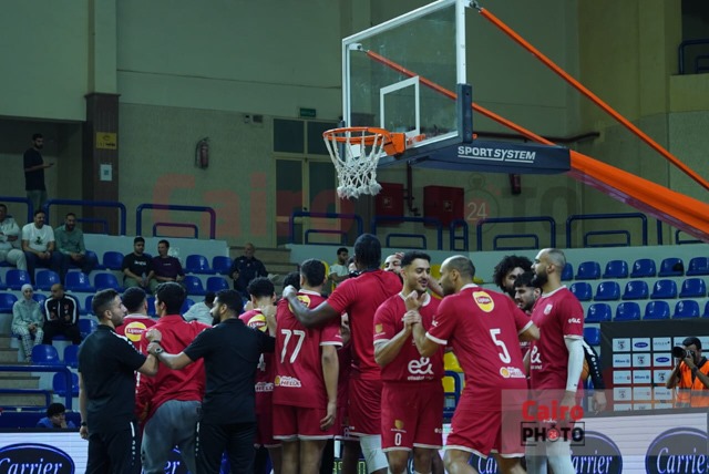 سلة الأهلي والاتحاد