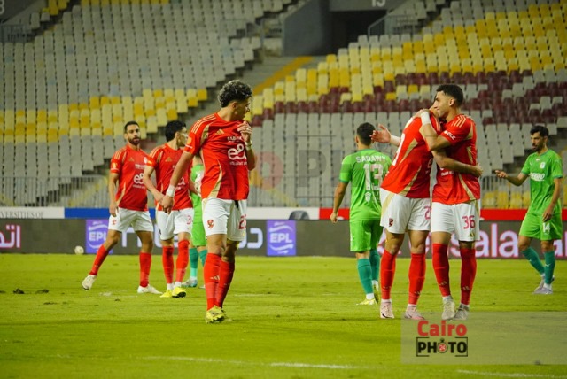 مباراة الأهلي والمصري في الدوري الممتاز