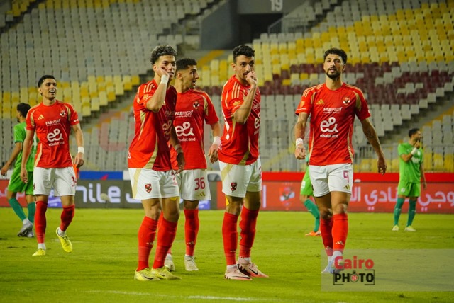 مباراة الأهلي والمصري في الدوري الممتاز