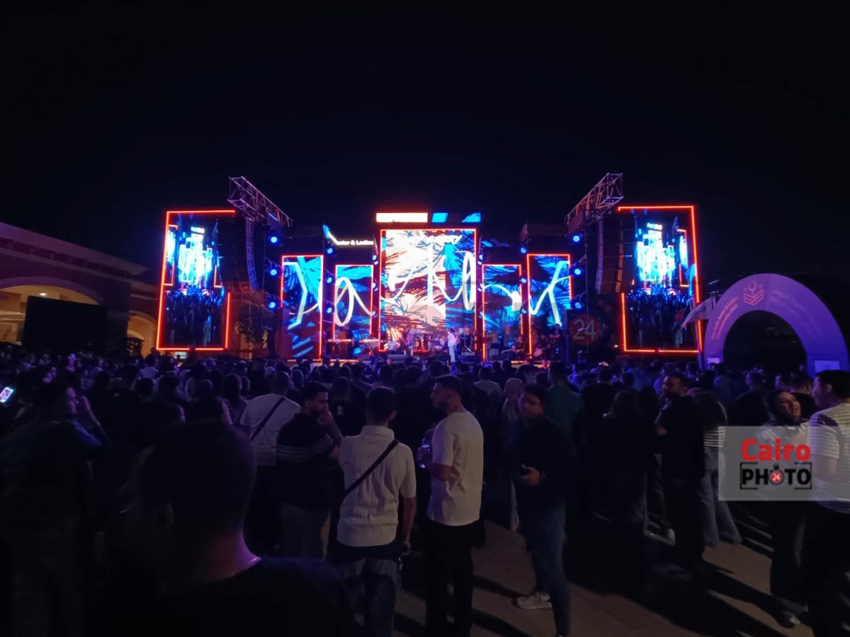  رامي صبري يتألق في حفل غنائي بمدينتي بحضور كامل العدد