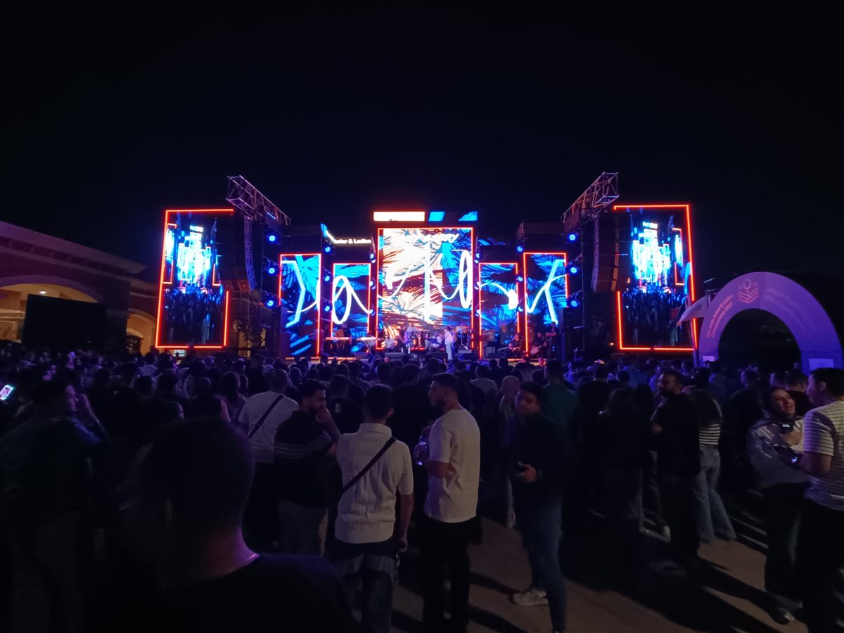 برعاية القاهرة 24 وتنظيم وليد منصور.. رامي صبري يتألق في حفل غنائي بمدينتي بحضور كامل العدد