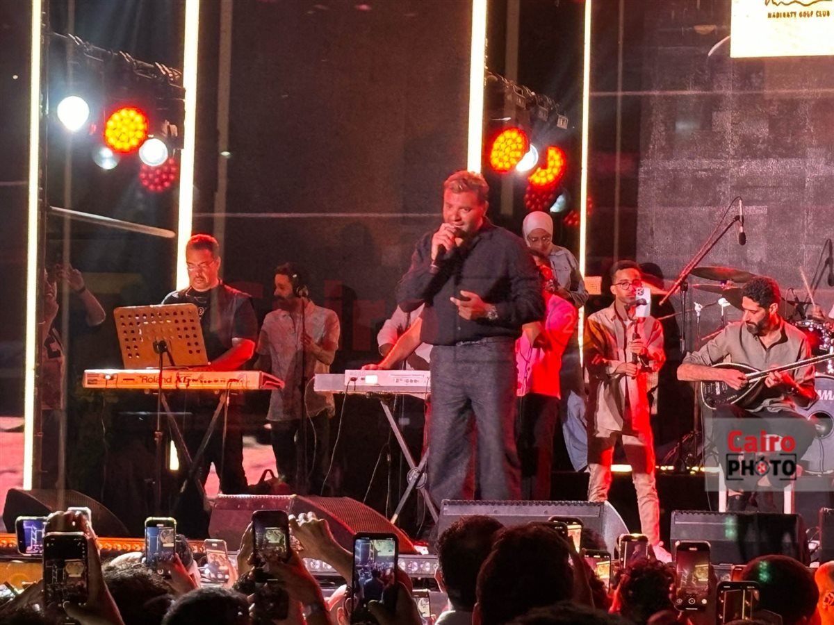 برعاية القاهرة 24 وتنظيم وليد منصور.. رامي صبري يتألق في حفل غنائي بمدينتي بحضور كامل العدد