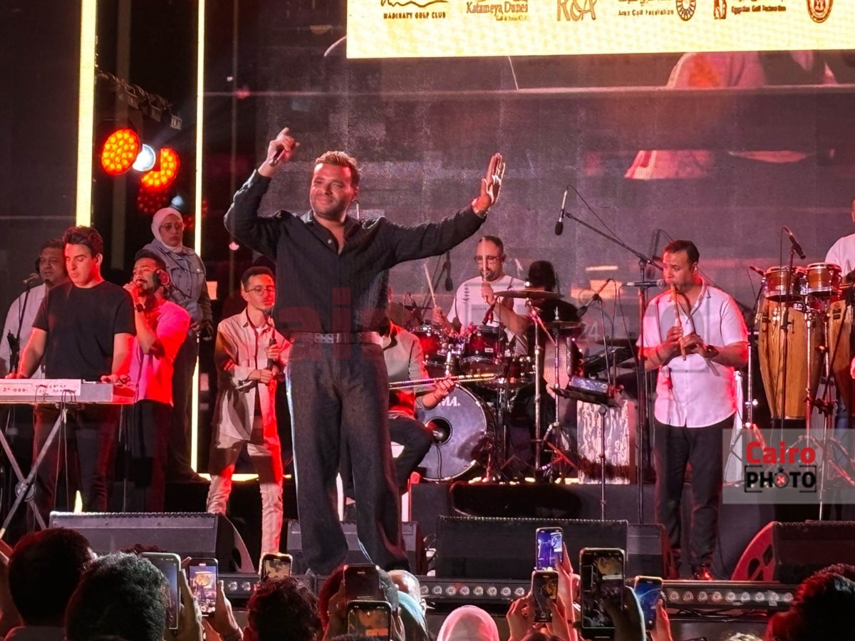 برعاية القاهرة 24 وتنظيم وليد منصور.. رامي صبري يتألق في حفل غنائي بمدينتي بحضور كامل العدد