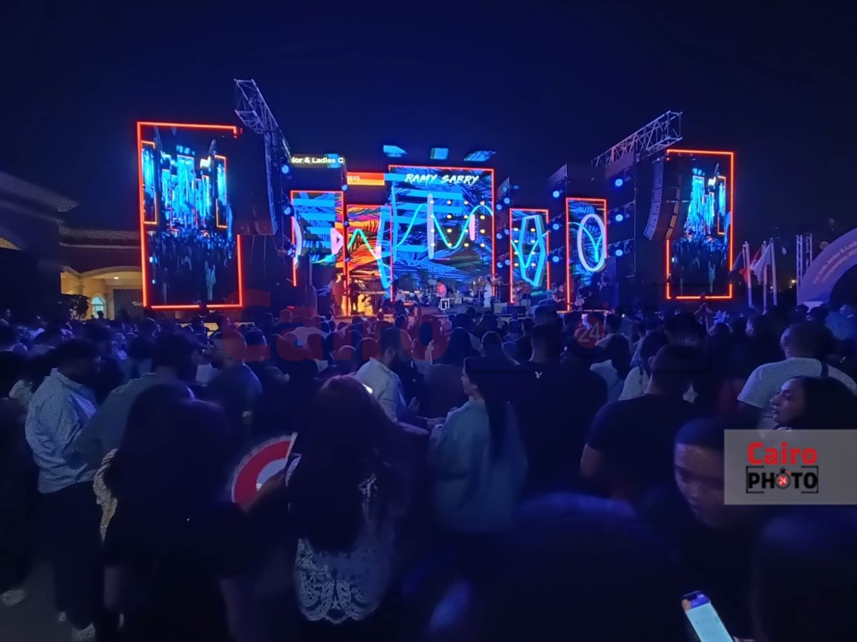 رامي صبري يتألق في حفل فني كبير بمدينتي