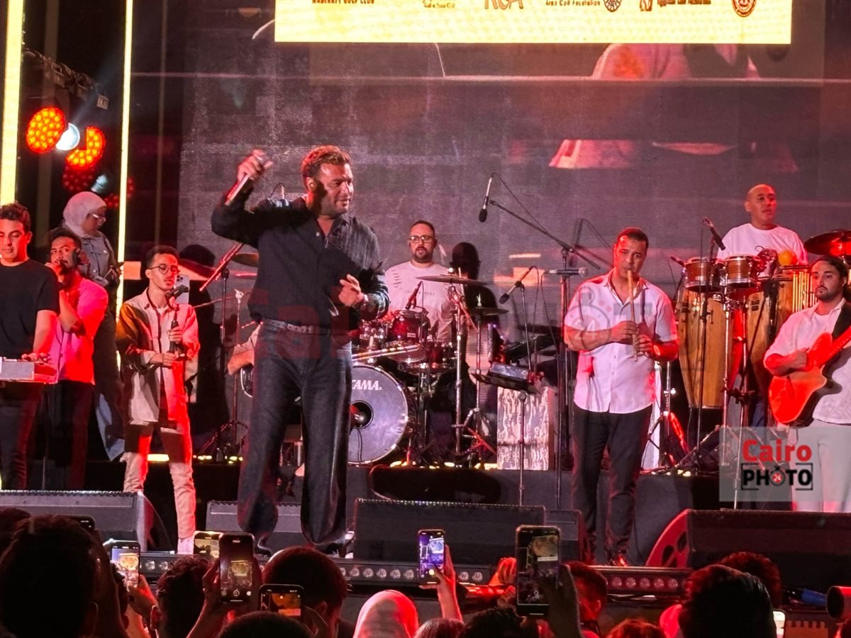 رامي صبري يتألق في حفل فني كبير بمدينتي