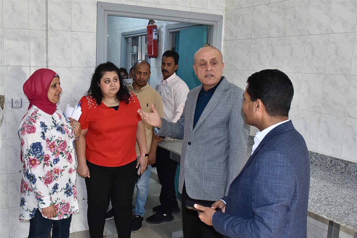 محافظ الأقصر وزيارة للمعمل الإقليمي