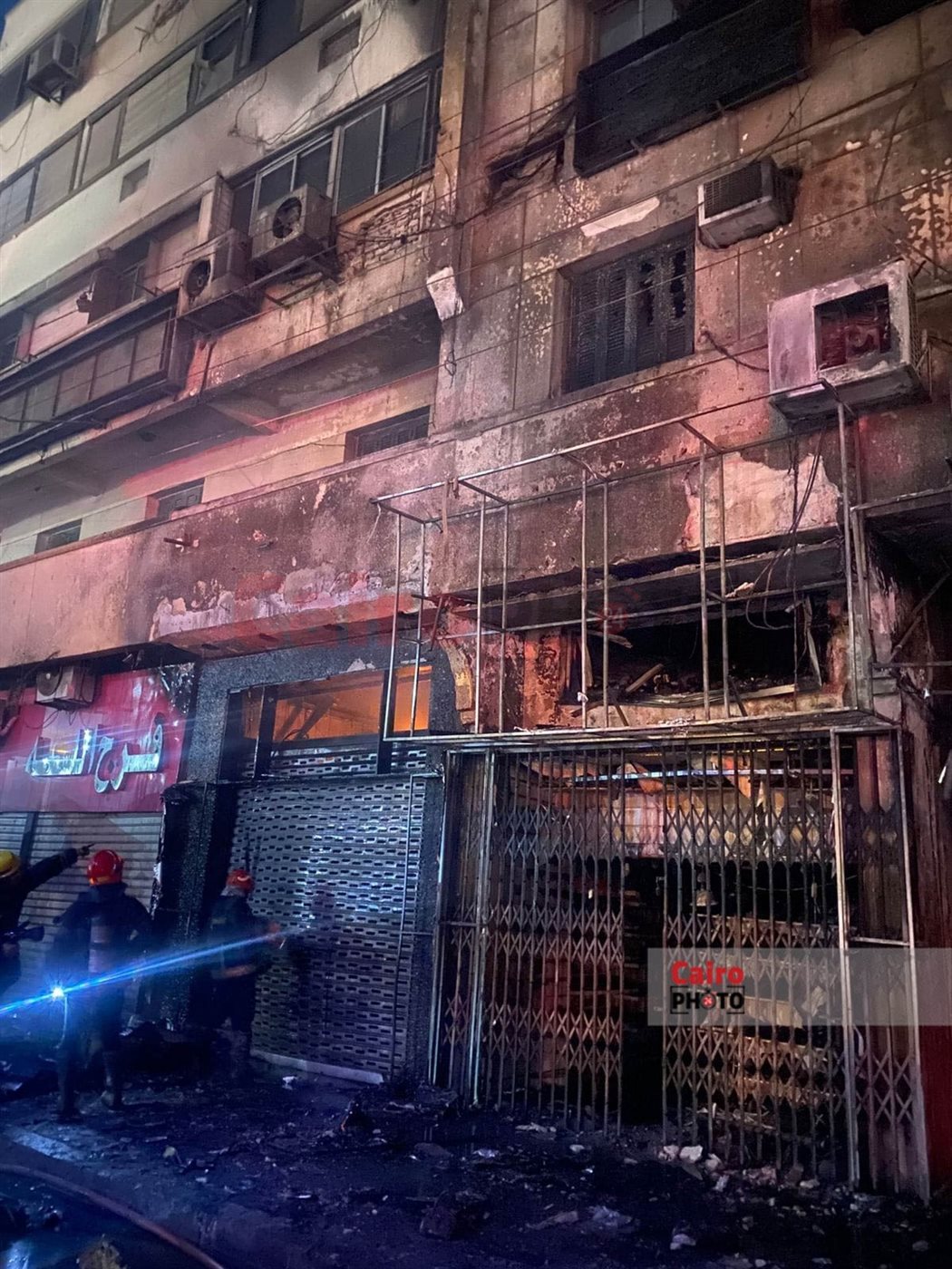 صور حريق ميدان سفير