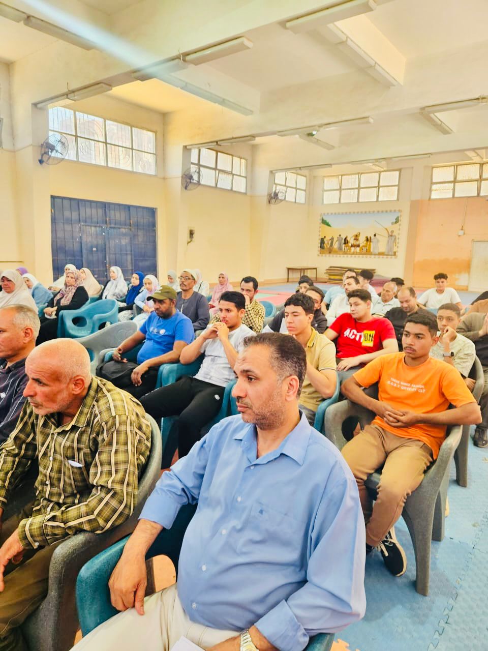 جانب من الندوة