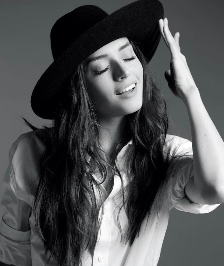 خلفيات بنات فخمة سوداء