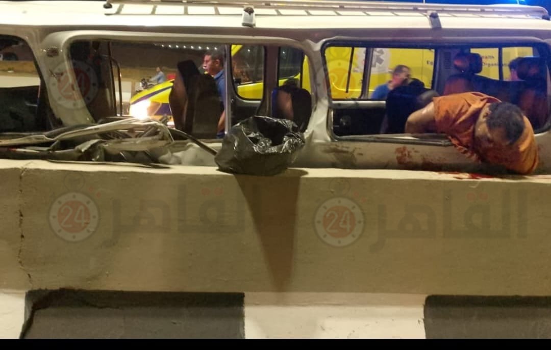 مصرع شخصين وإصابة 6 آخرين في حادث تصادم ميكروباص وملاكي بالسلام
