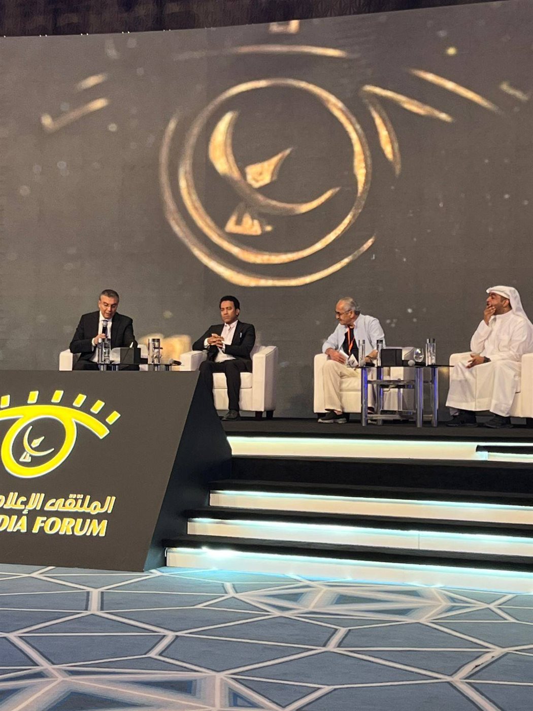 لقطات من الملتقى الإعلامي العربي بدولة الكويت