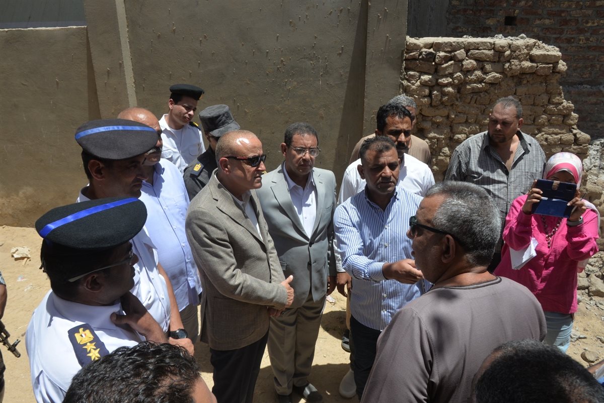 محافظ الأقصر يقود حملة لإزالة التعديات على أراضي الدولة