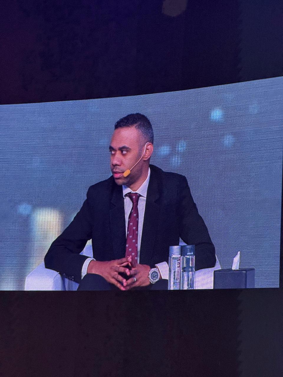 محمود المملوك خلال الجلسة