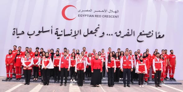 السيدة انتصار السيسي مع <span style=