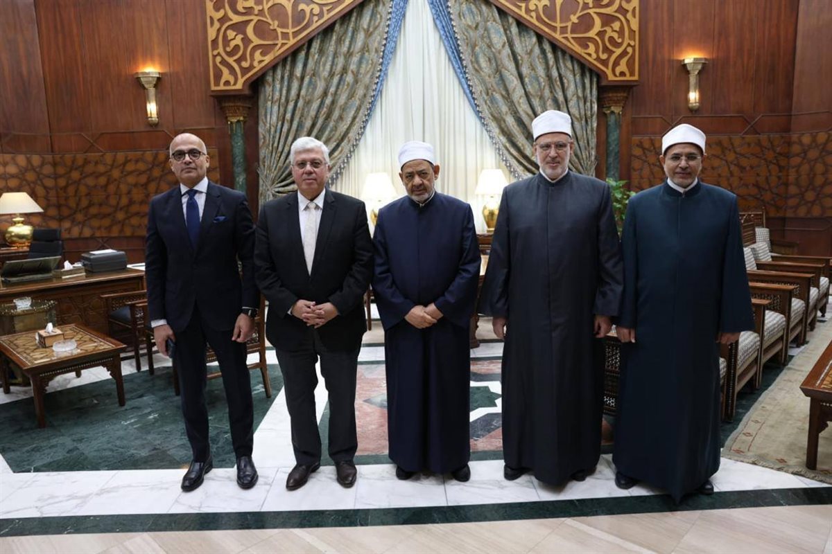 جانب من اللقاء