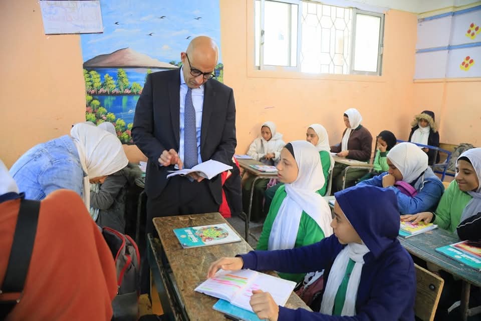 وزير التعليم محمد عبد اللطيف