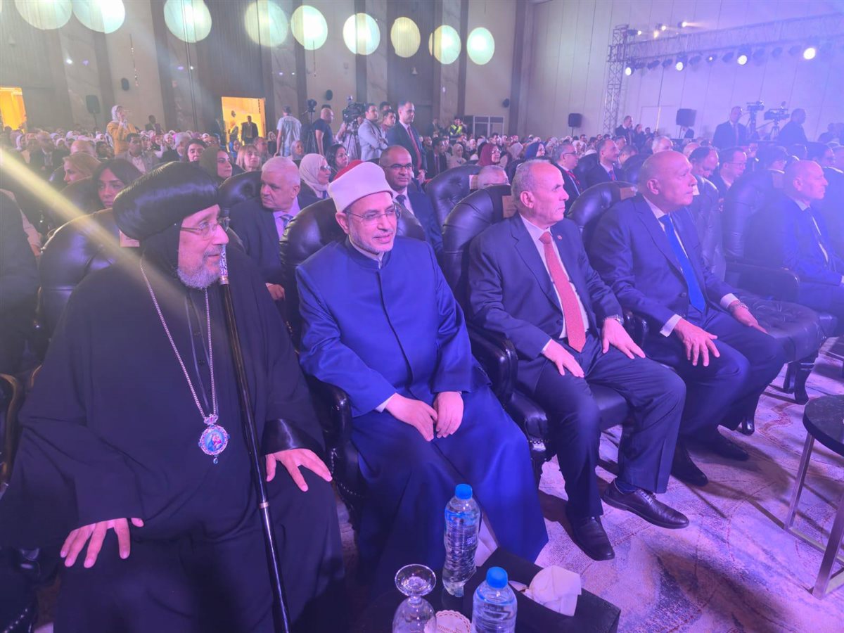 رئيس جامعة الأزهر يشارك في مؤتمر 75 عامًا من التميز والريادة بجامعة عين شمس