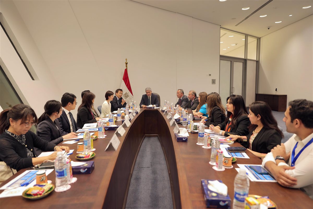 وزير السياحة