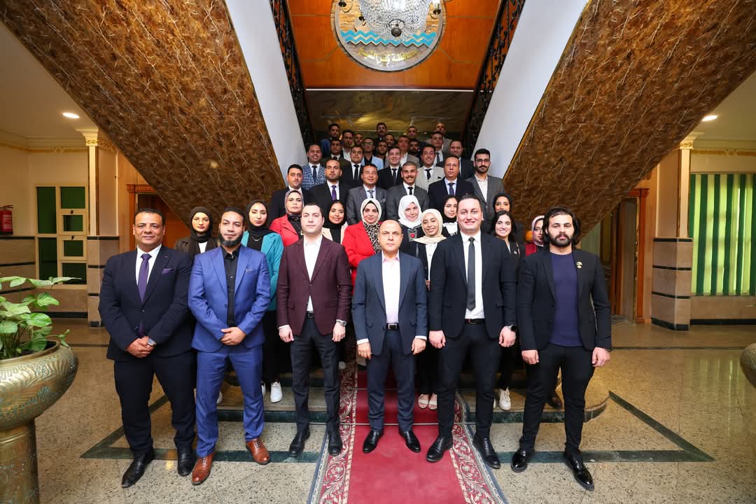 محافظ كفر الشيخ يجتمع بشاب المحافظة