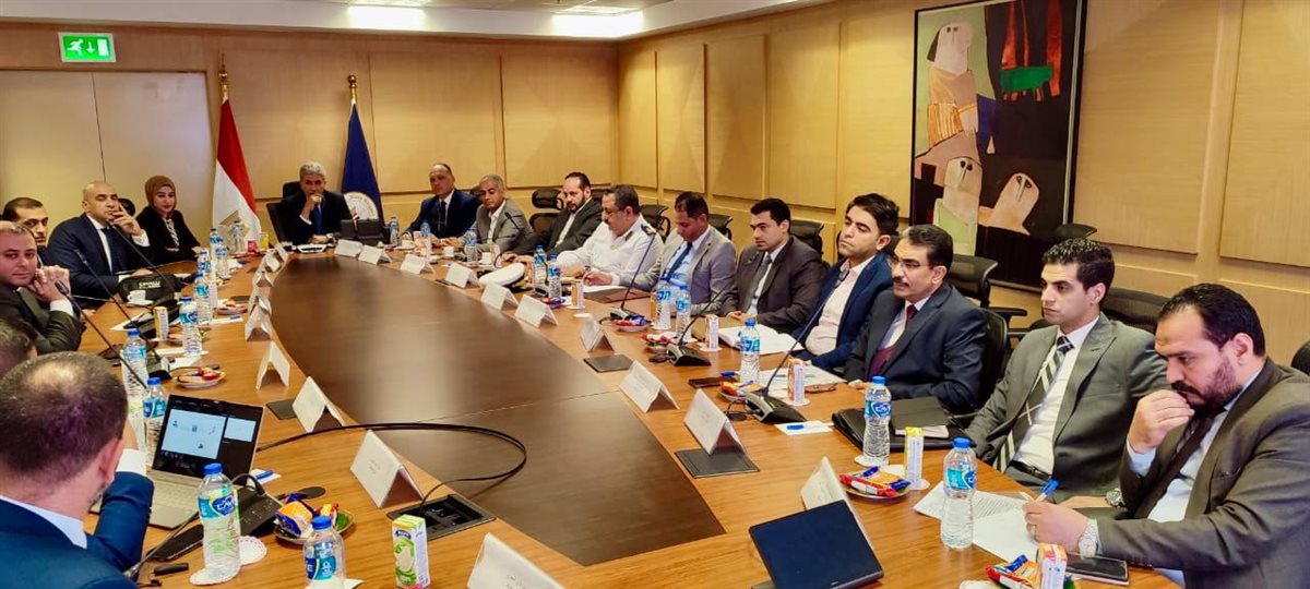 اجتماع وزير السياحة والآثار