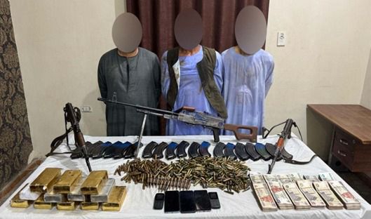 المتهمين والمضبوطات