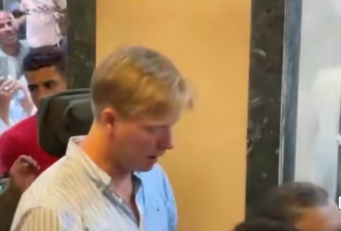 كرس في الحضرة وجلسات الذكر 