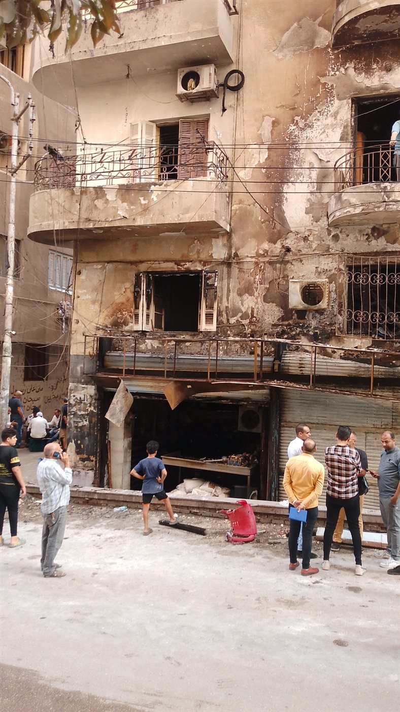 جانب من الحريق