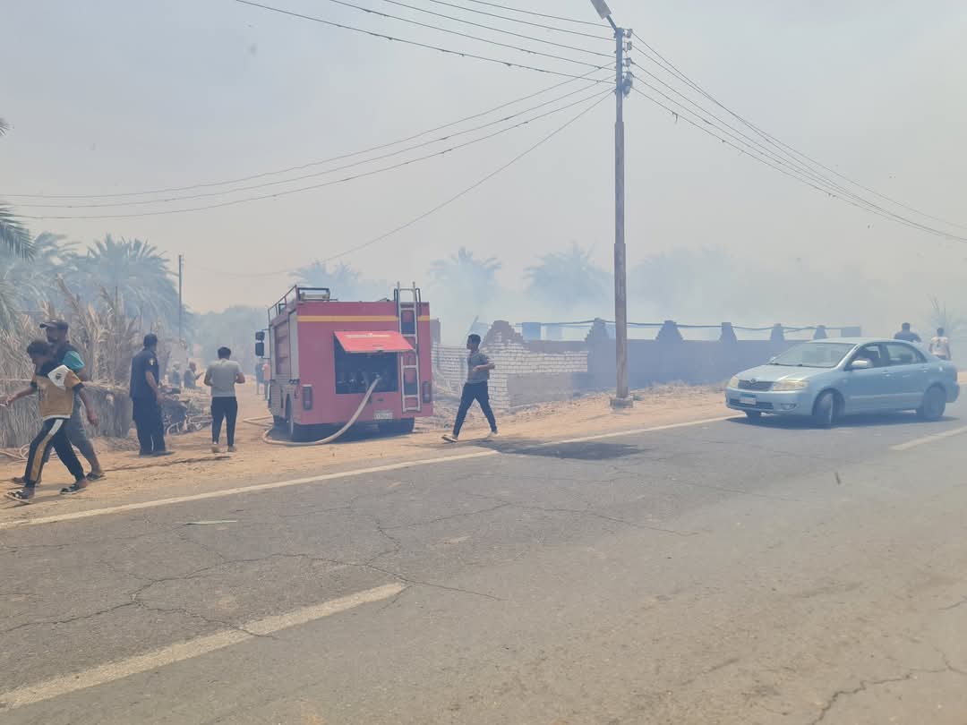 نشوب حريق بقرية القصر