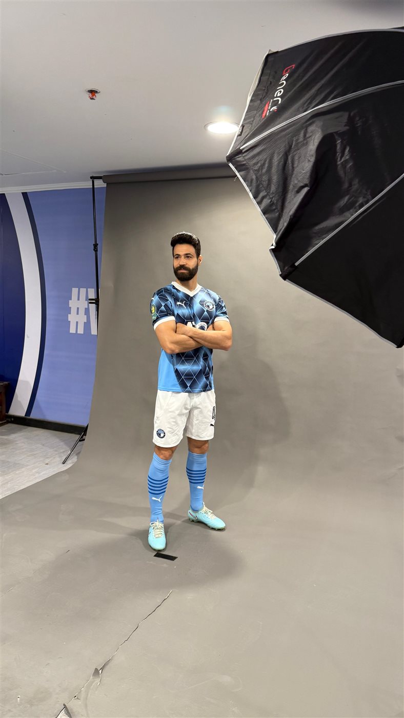 جلسة تصوير لاعبي بيراميدز قبل خوض نهائي إفريقيا أمام صن داونز