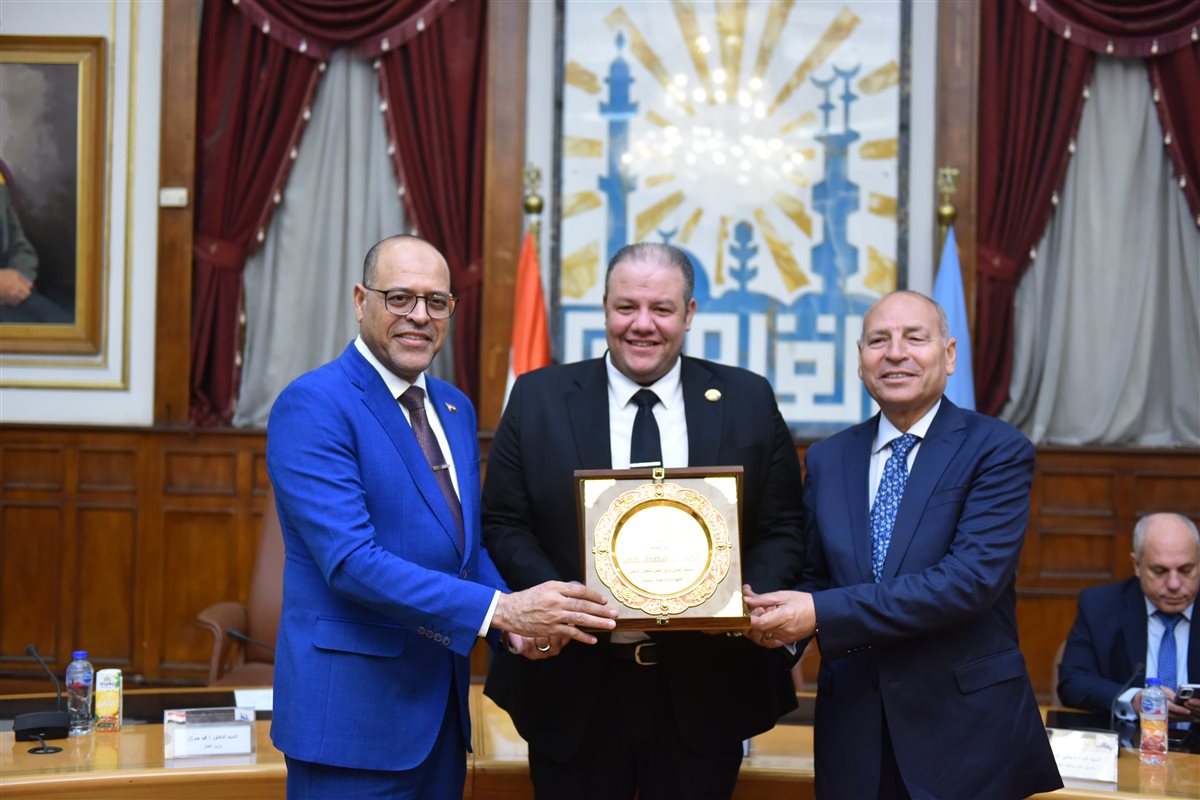 جانب من التكريم