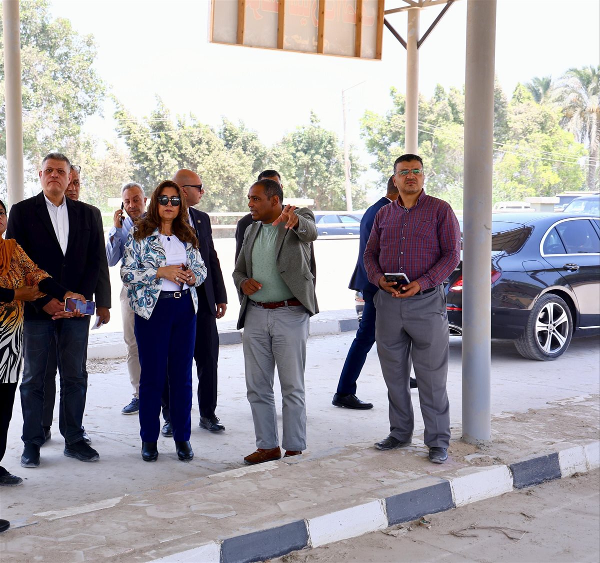 وزيرة التنمية المحلية خلال الجولة