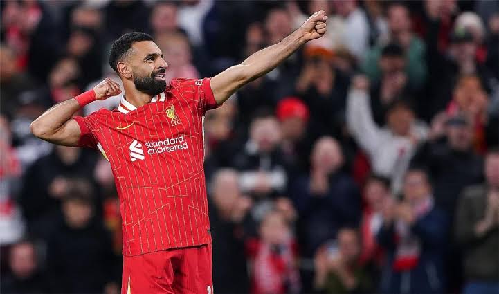 <strong>محمد صلاح لاعب فريق ليفربول الإنجليزي</strong>