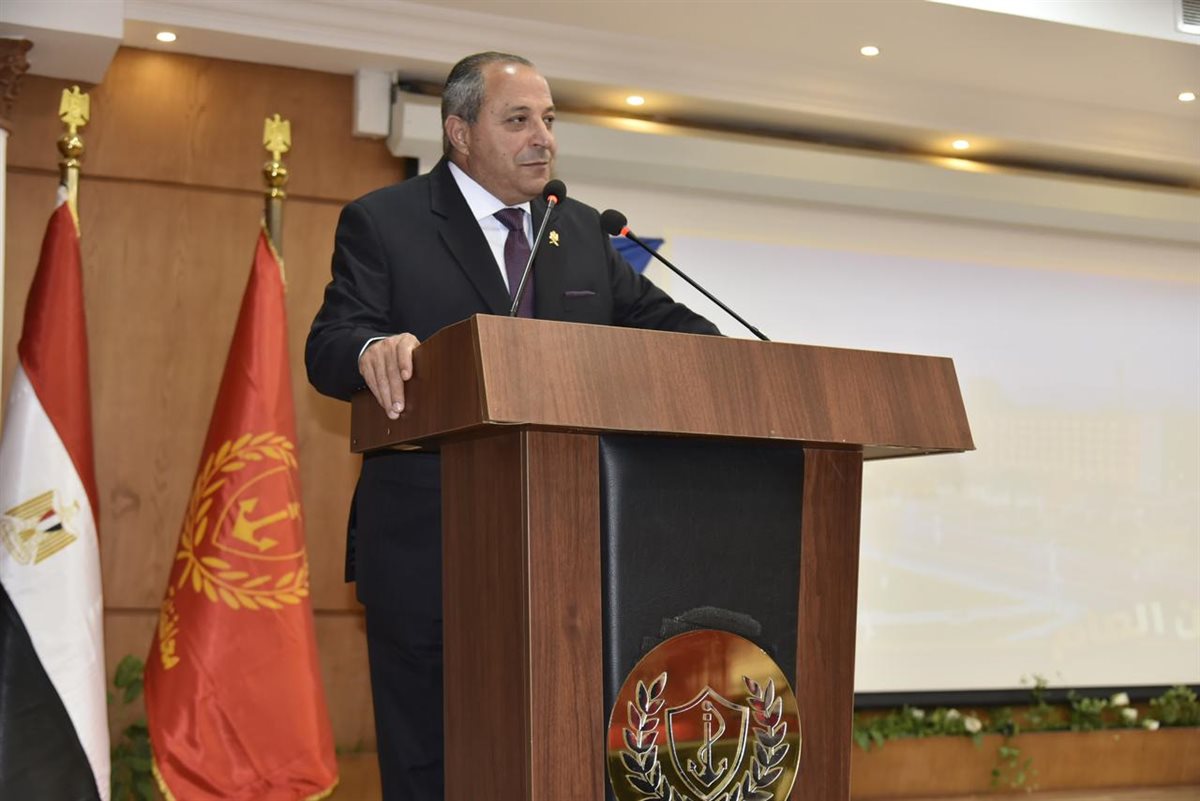 محافظ بورسعيد 