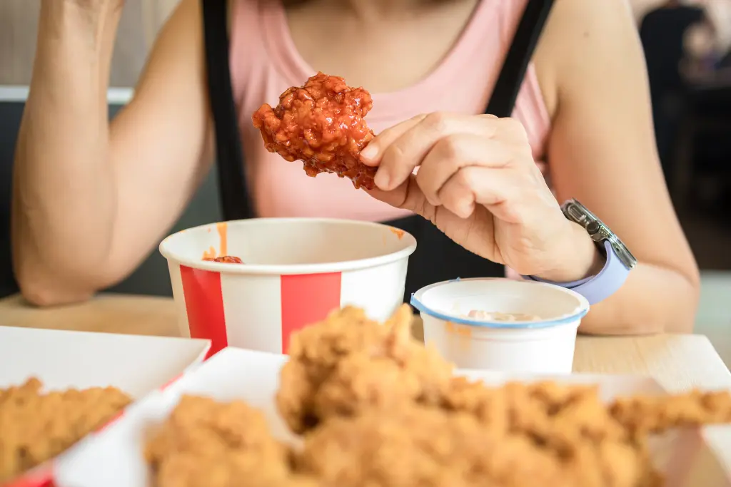 الوجبات السريعة والجهاز الهضمي