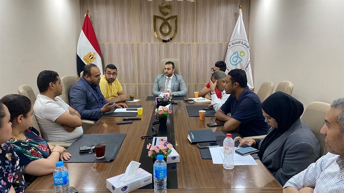 اجتماع هيئة الرعاية الصحية لبحث توفر الدواء بالأقصر