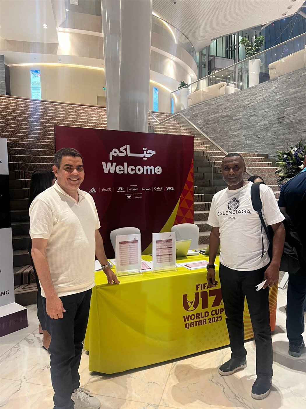 أحمد الكاس المدير الفني لـ منتخب مصر تحت 17 عامًا ووليد مهدي المدير الإداري للمنتخب