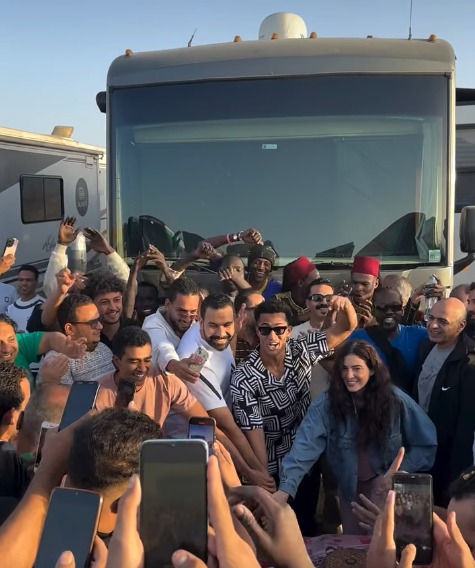 أسرة فيلم أسد تحتفل بعيد ميلاد محمد رمضان