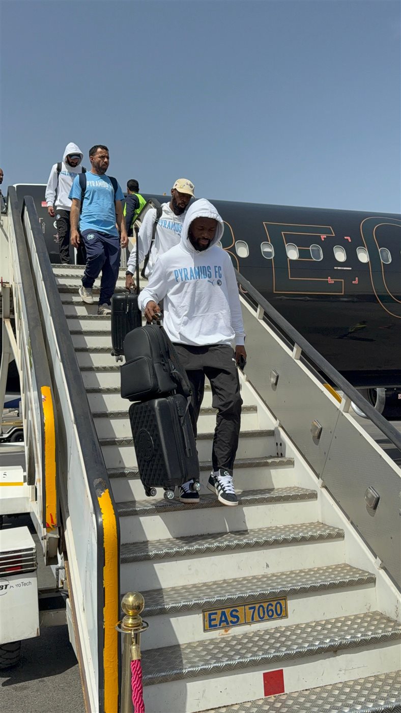 وصول بعثة بيراميدز إلى القاهرة بعد التعادل أمام صن داونز في ذهاب نهائي دوري الأبطال