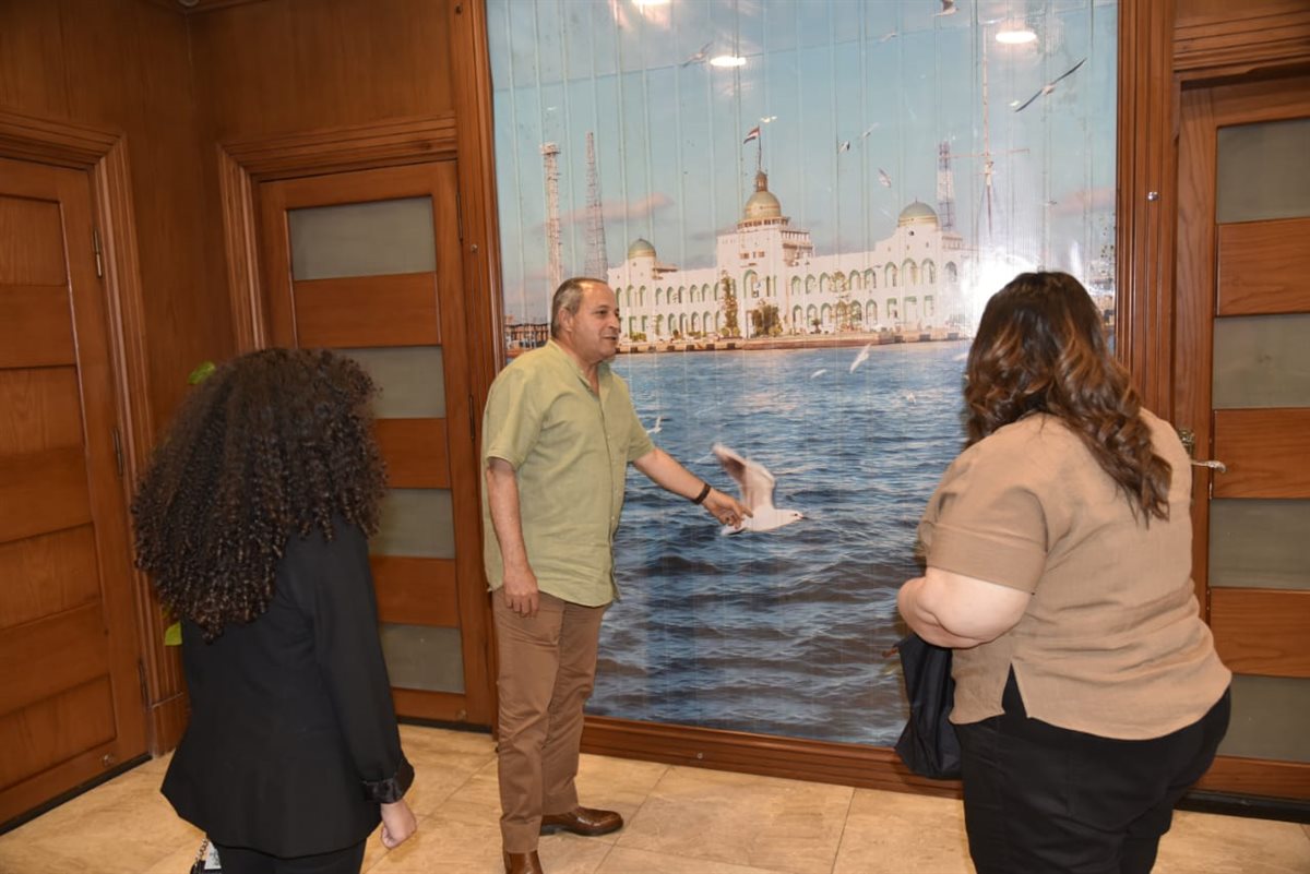 محافظ بورسعيد 