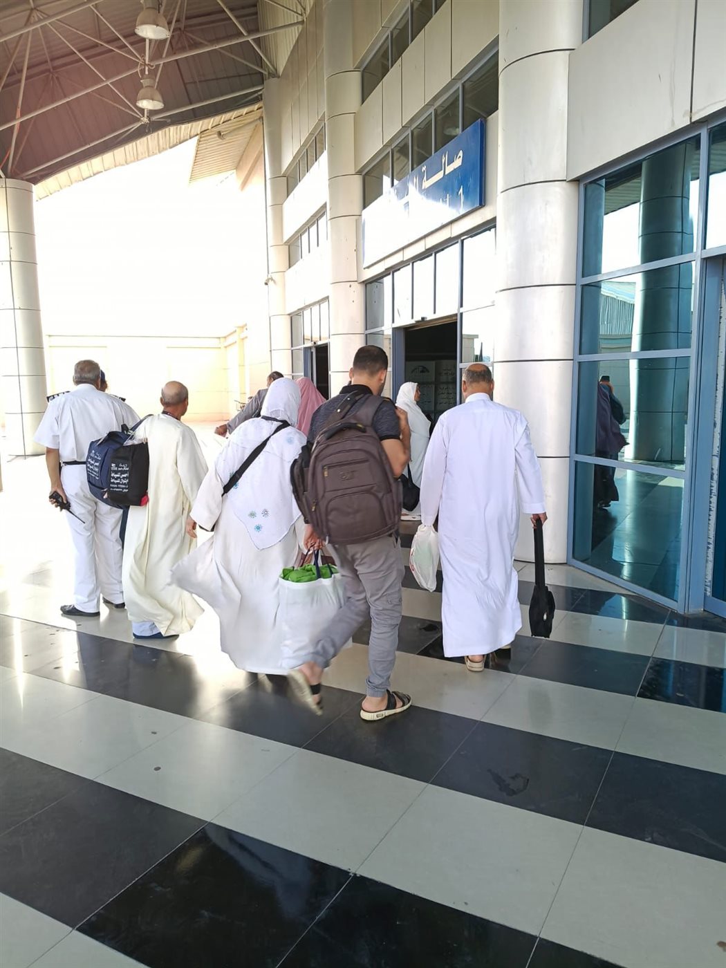 سفر الفوج الثامن من الحجاج  عبر ميناء نويبع 