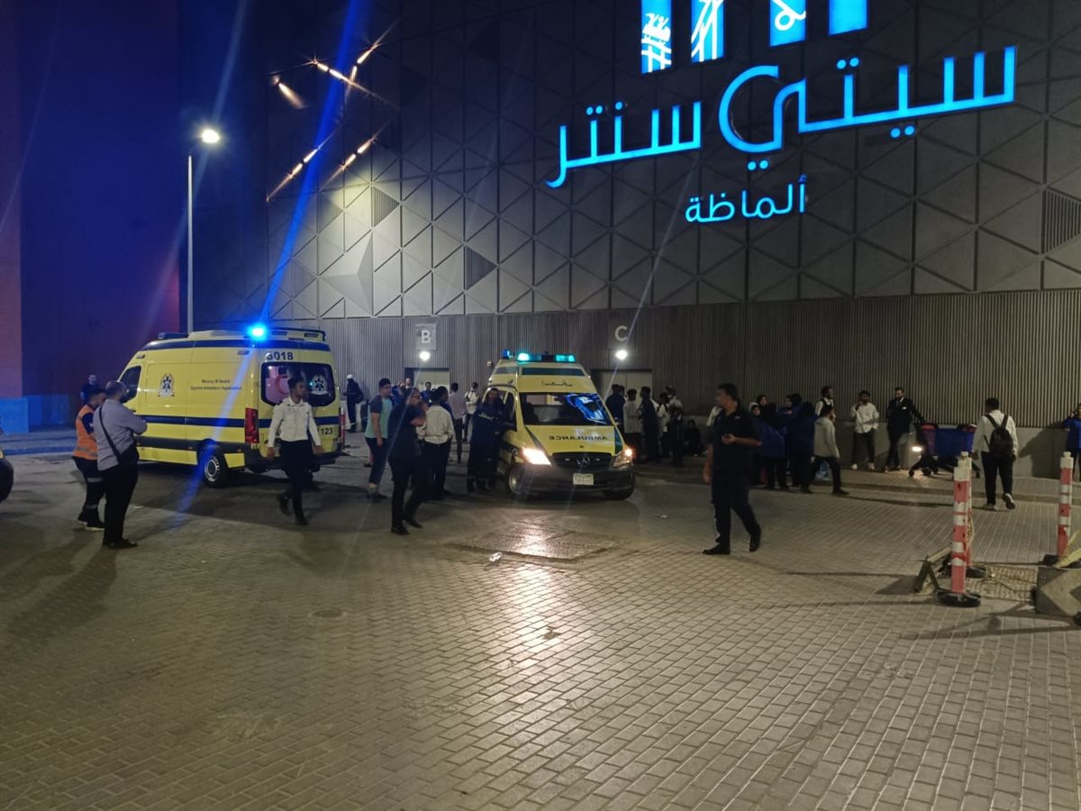 إخلاء مول سيتي سنتر ألماظة بعد نشوب حريق في لوحة كهرباء ومحول 